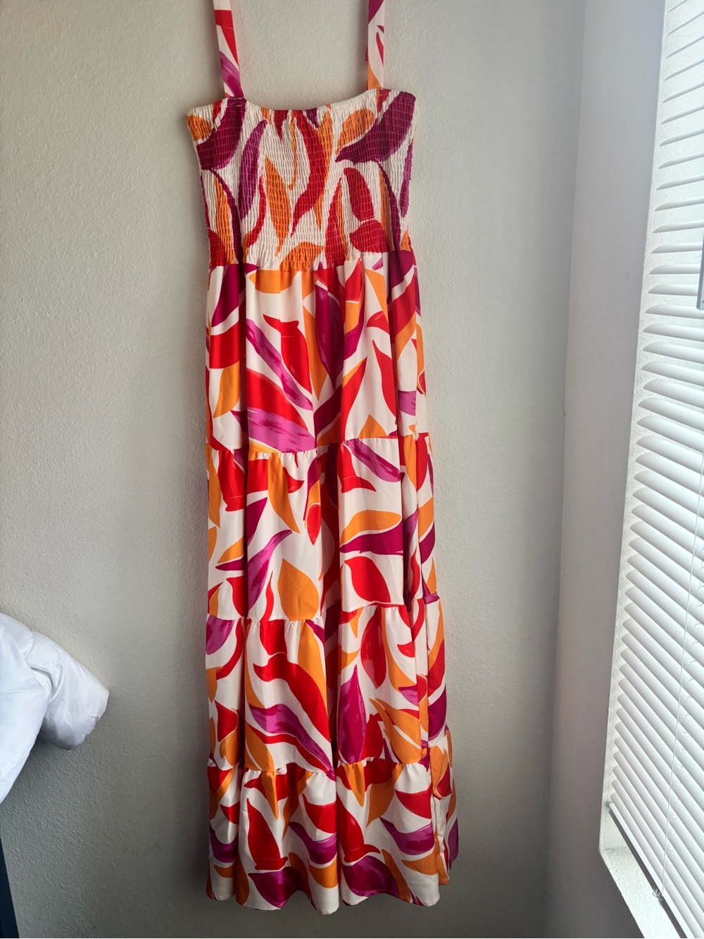 LG Smocked Tiered Maxi Dress Colorful Tropical Print Size Large